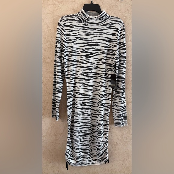 Bold Elements Womens Long Sleeve Animal Sweater Dress - Picture 2 of 8